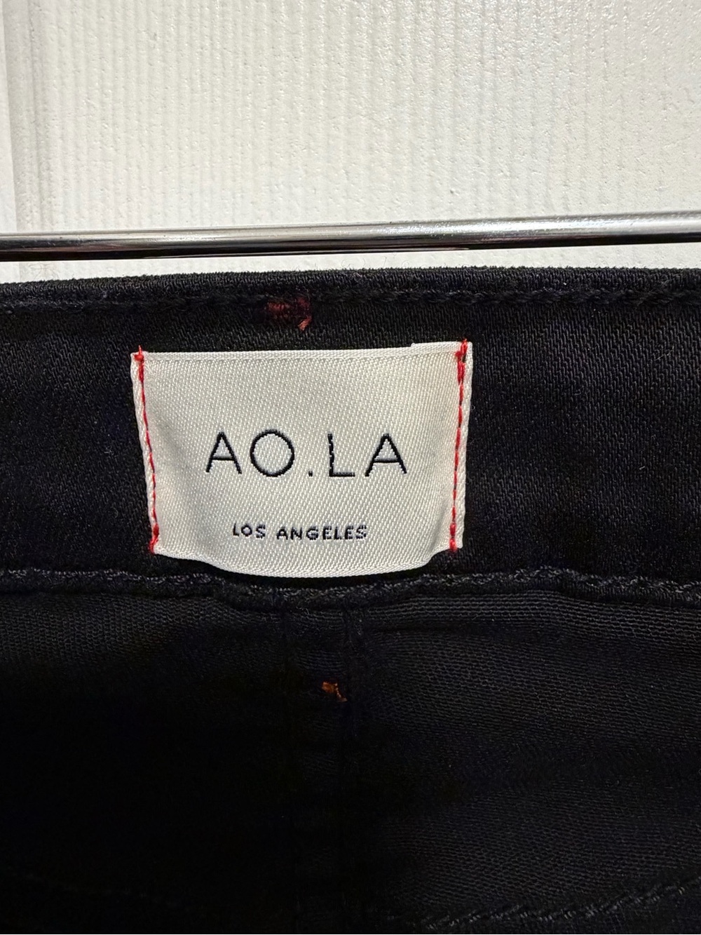 ALICE + OLIVIA Zoe Ruffled-Hem High-Rise Kick-Flare Ankle Jeans Black size 27 - Picture 5 of 7